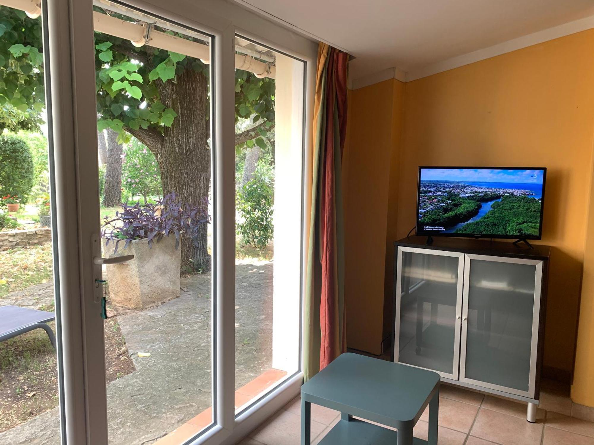 Mazet Proche Golf Villa Nîmes Exterior photo